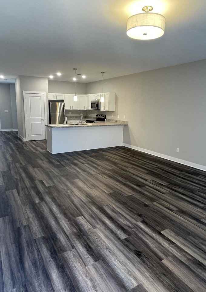 Brand New 3 - Photo 3 of 17