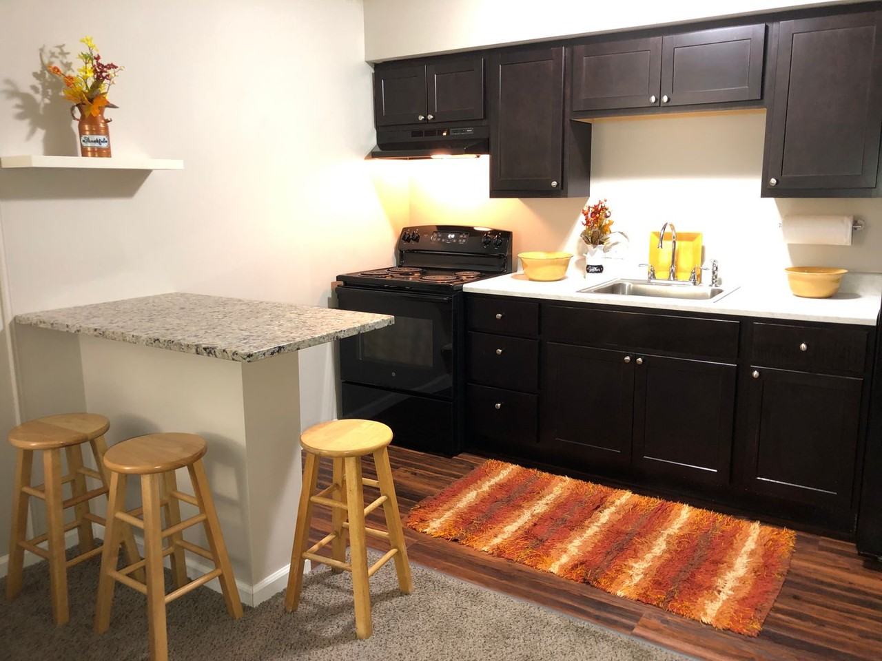 Cypress Park Stow - Photo 2 of 9