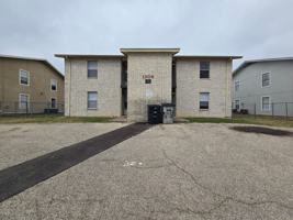 featured image of 1309 Quail Cir #D