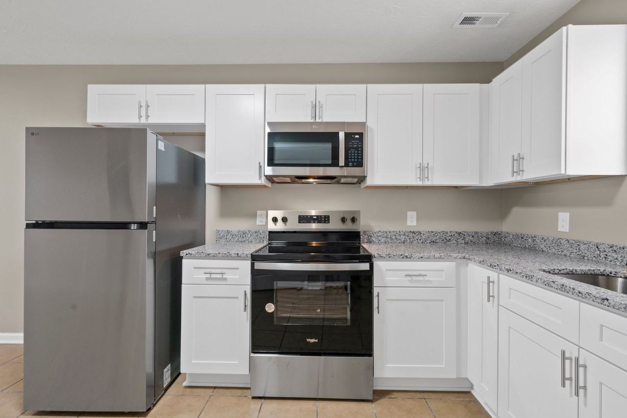 Autovilla Townhomes - Photo 6 of 31