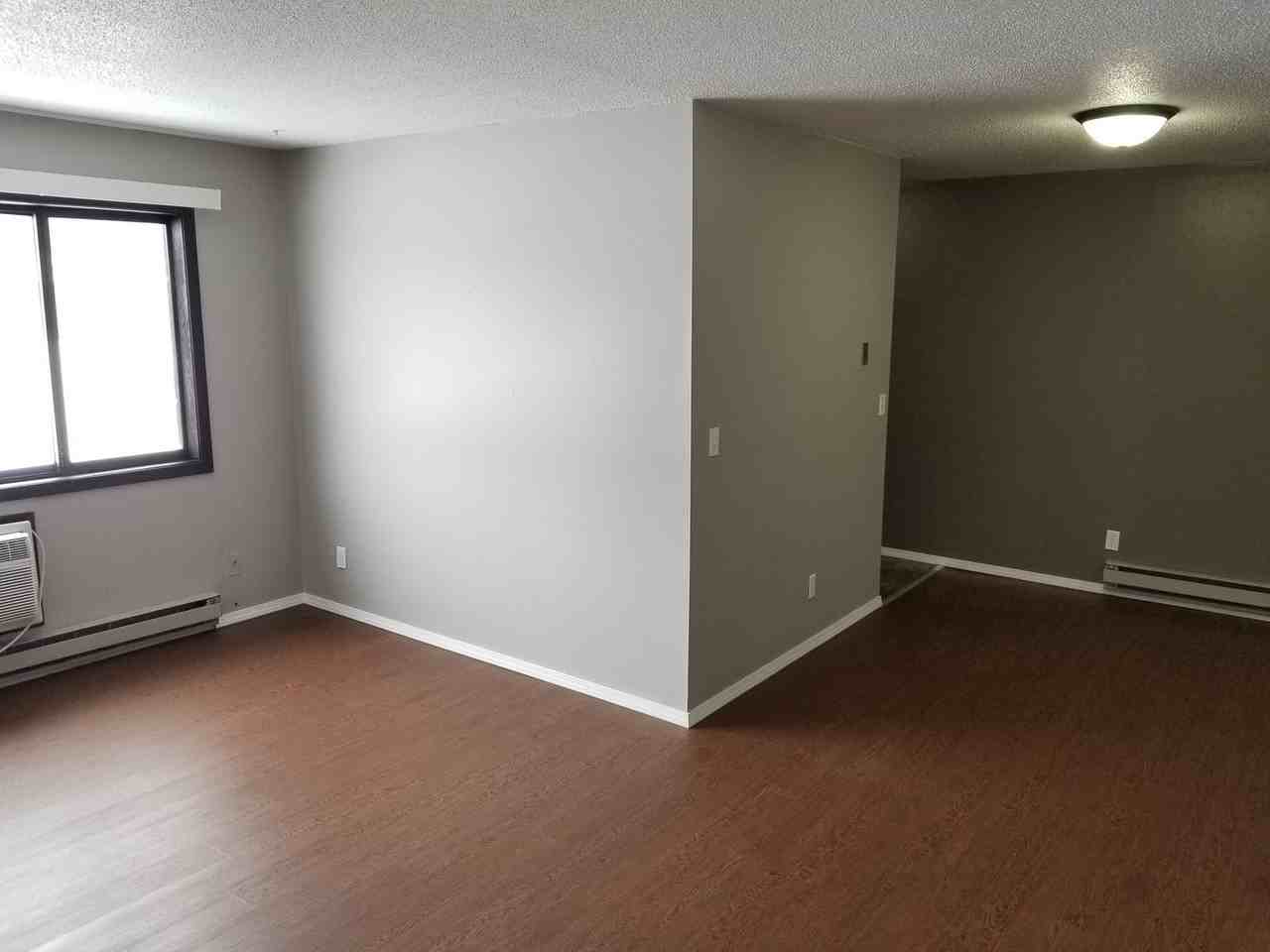 407 West Fir Avenue - Photo 4 of 9