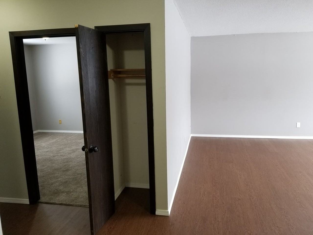 407 West Fir Avenue - Photo 5 of 9