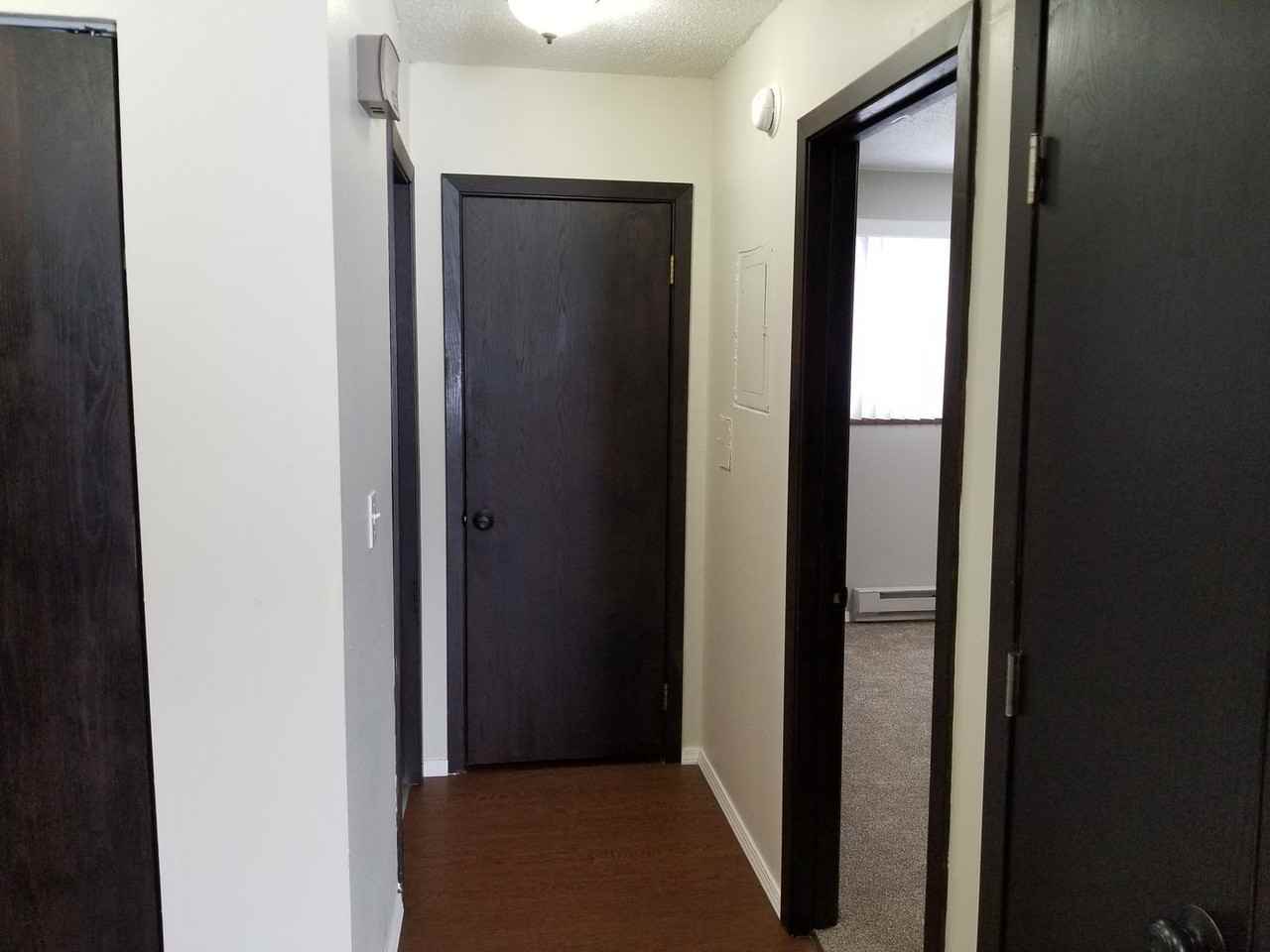 407 West Fir Avenue - Photo 6 of 9