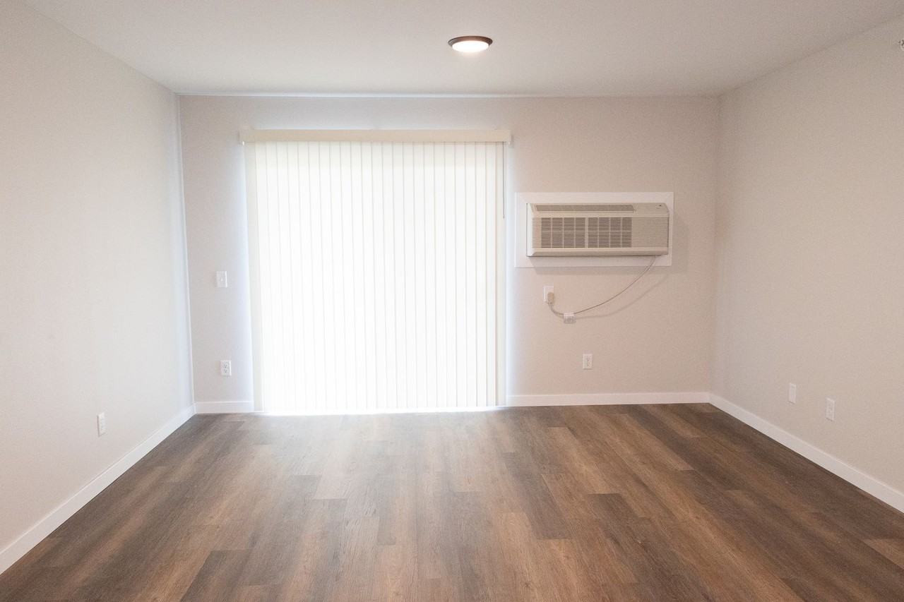 Elmview I Apartments - Photo 3 of 50