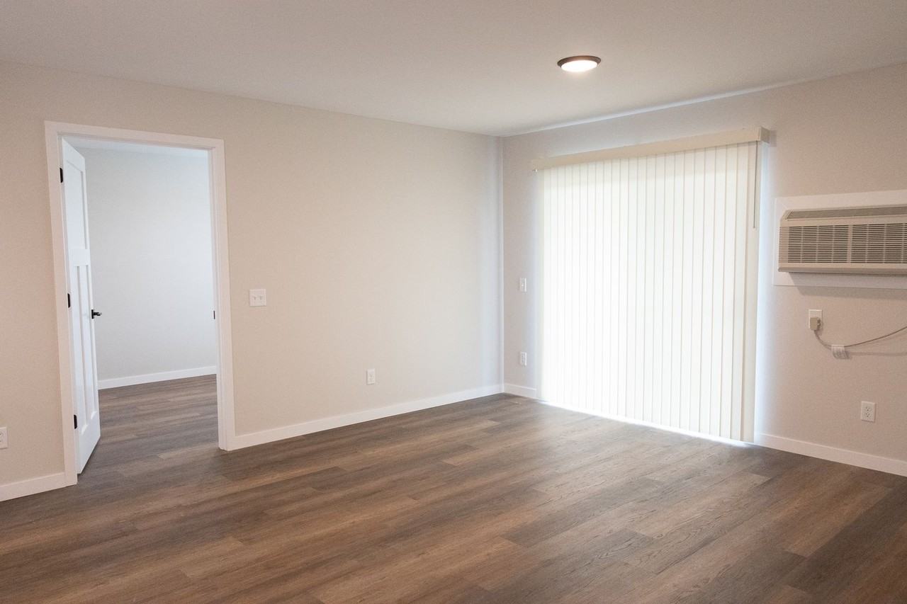Elmview I Apartments - Photo 4 of 50