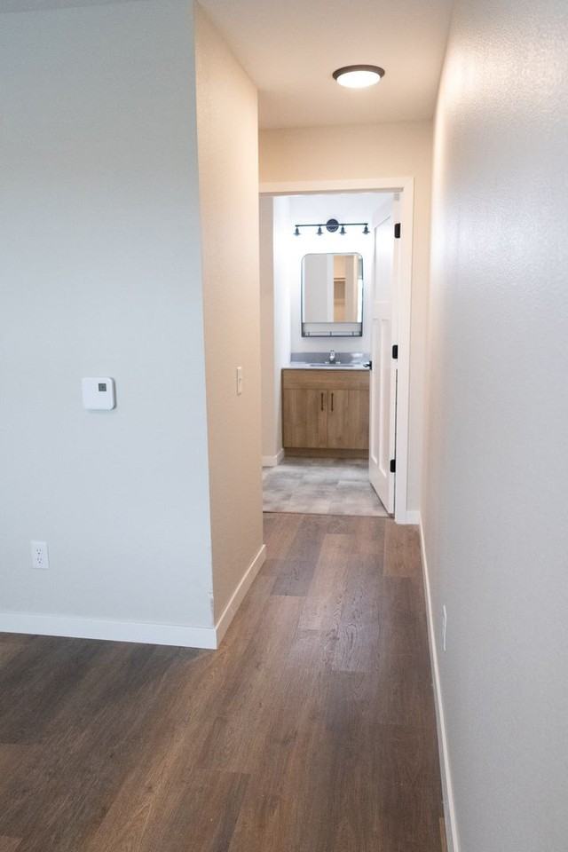 Elmview I Apartments - Photo 5 of 50