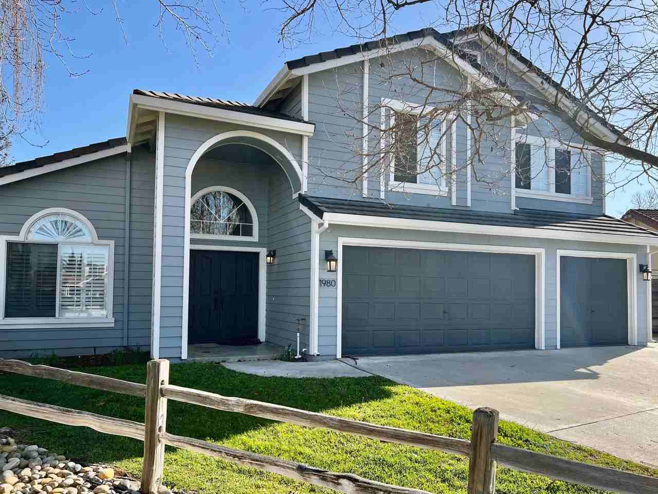 1980 Sycamore Ct - Photo 3 of 25