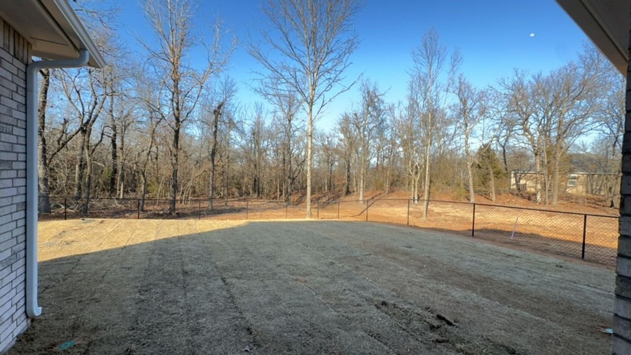 16951 Buck Cir - Photo 4 of 29