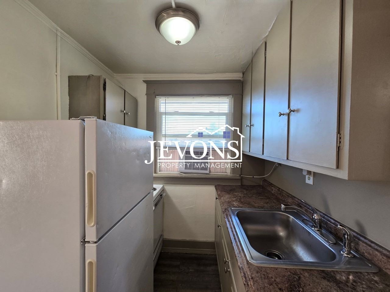 201 N 7th St Yakima, WA 98901 - Photo 2 of 21