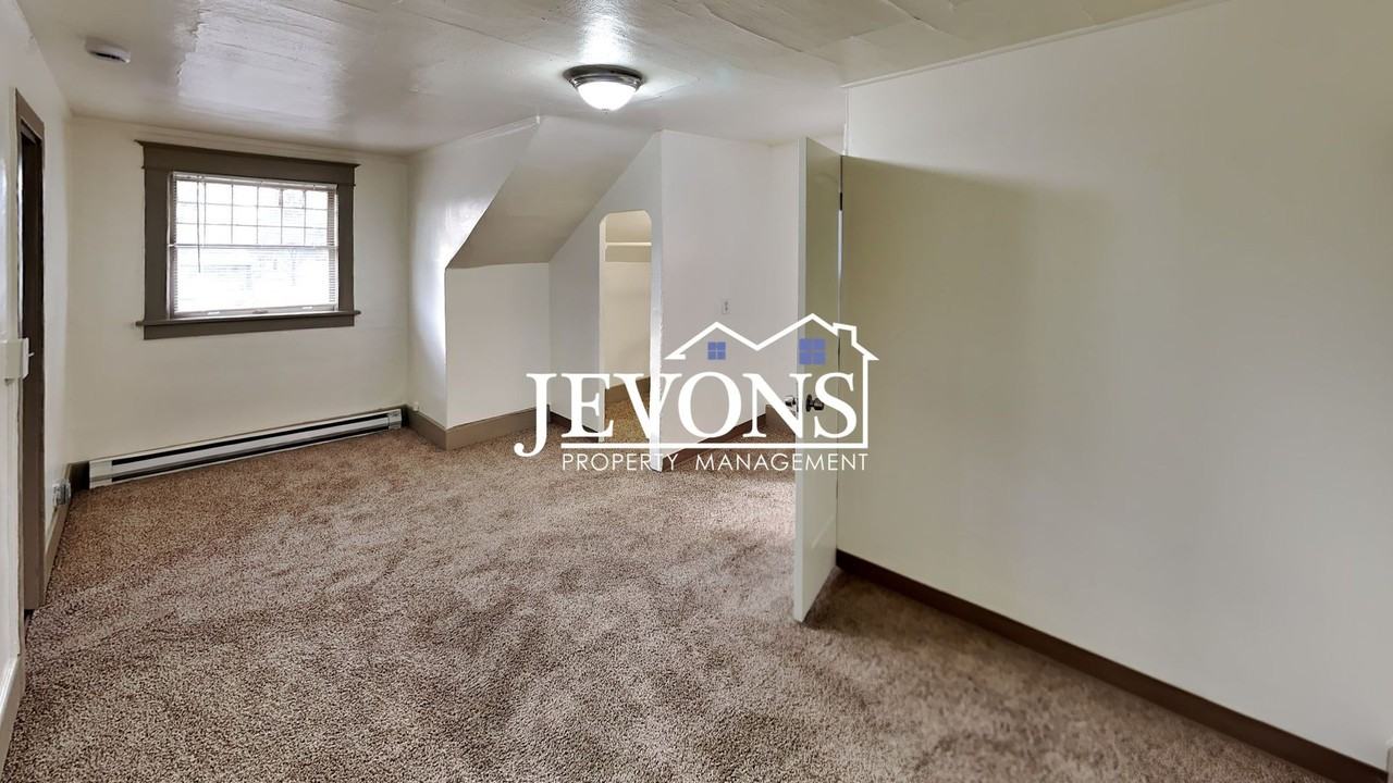 201 N 7th St Yakima, WA 98901 - Photo 7 of 21