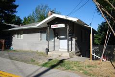 725 NE Maple Street - Photo 1 of 1