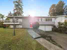 featured image of 7711 Se 39th St