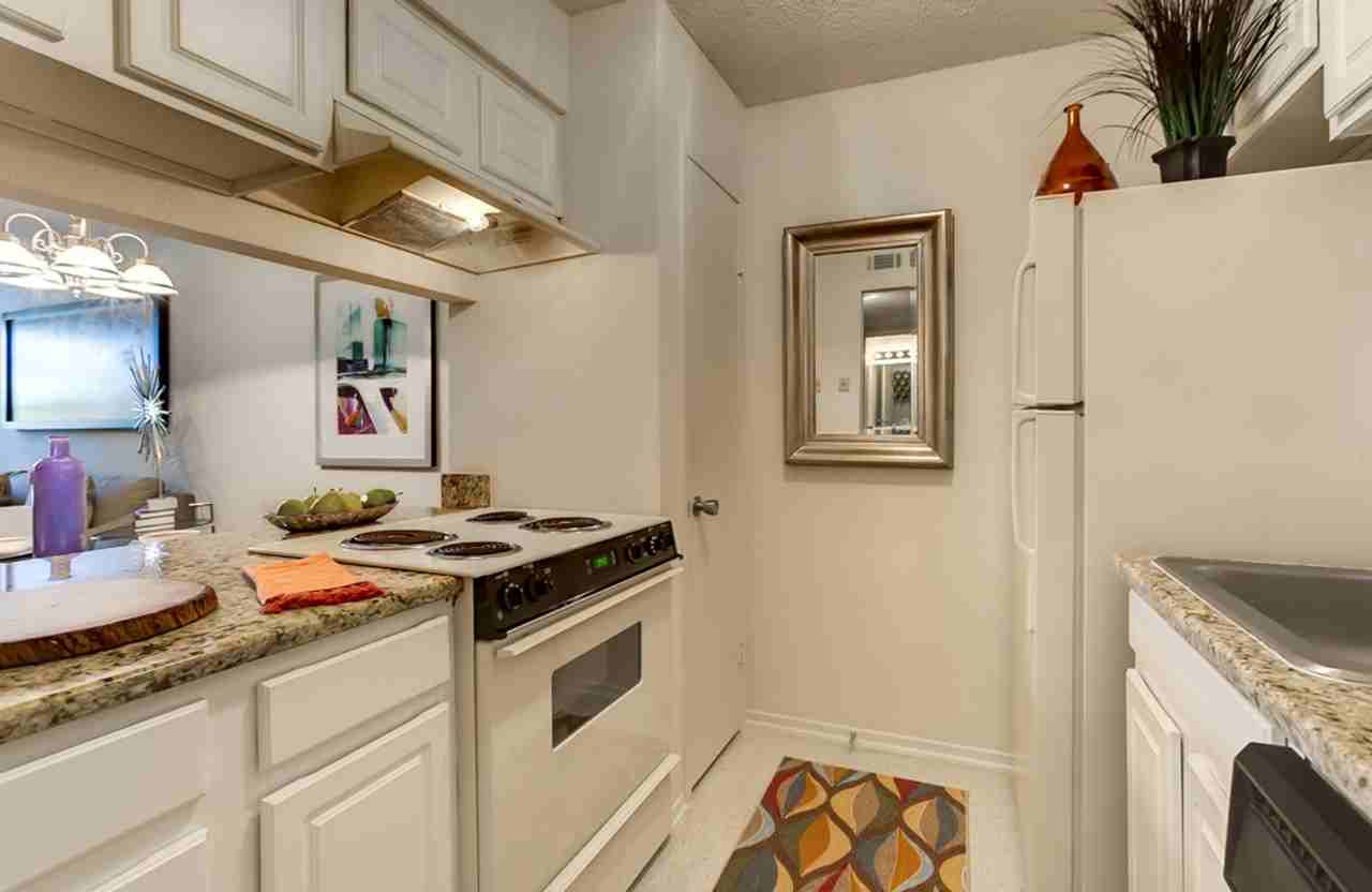 Severn Pointe - Photo 7 of 15