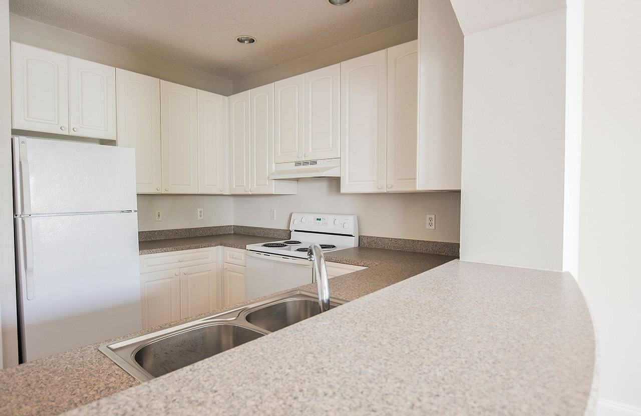 The Villas at Laketown - Photo 6 of 26