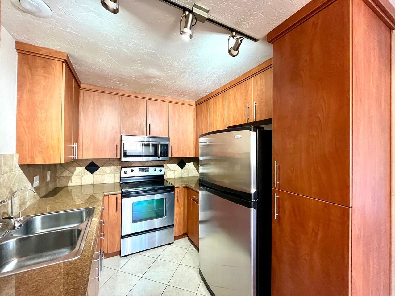7003 Saranac St #109 - Photo 2 of 26