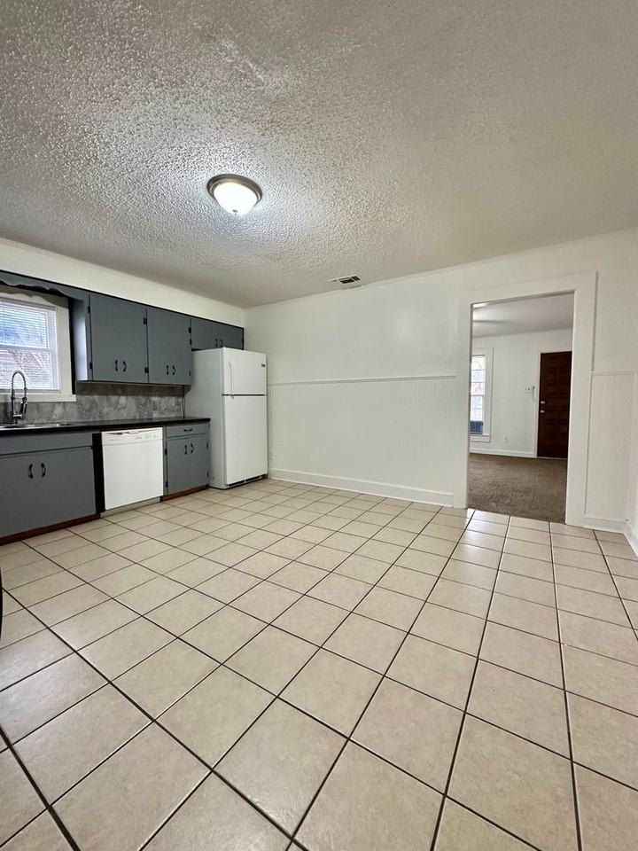 2101 North St - Photo 7 of 22