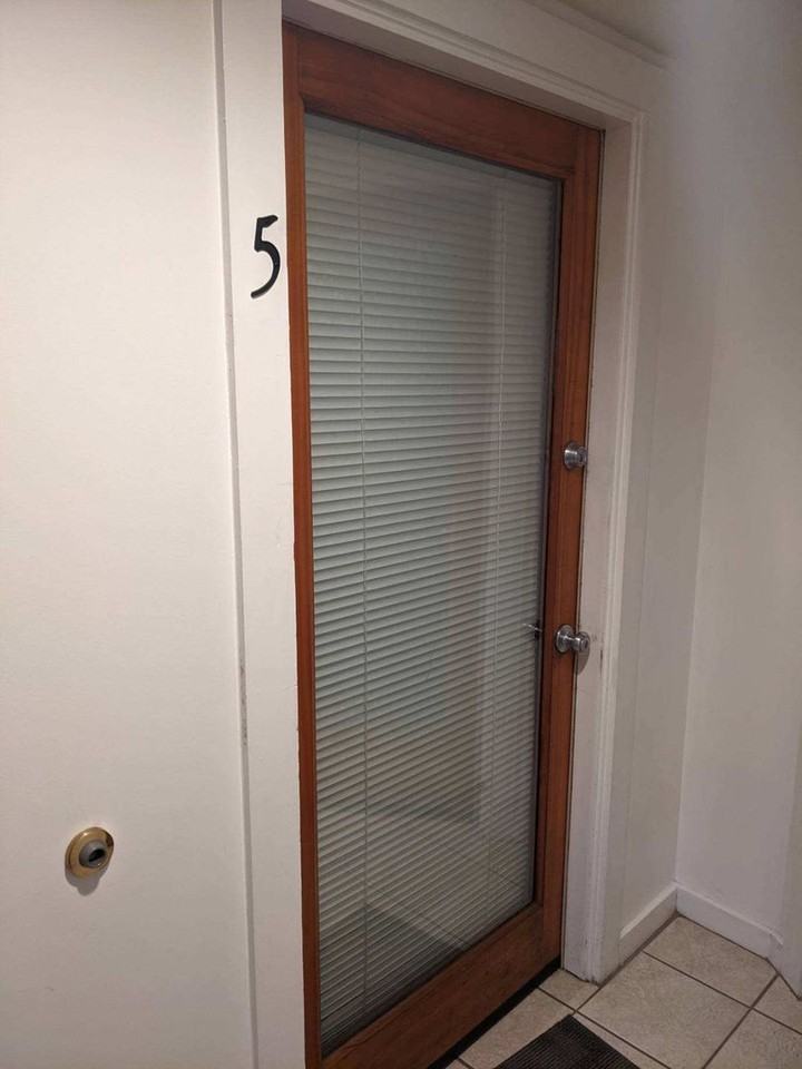 218 N 4th St - Photo 4 of 12