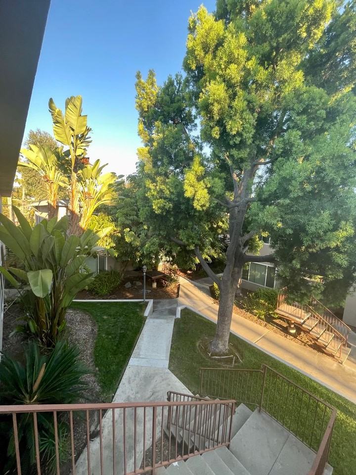 Vandever (Gallico, LLC) - Photo 2 of 36