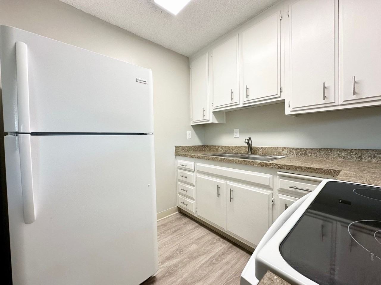 Vandever (Gallico, LLC) - Photo 7 of 36