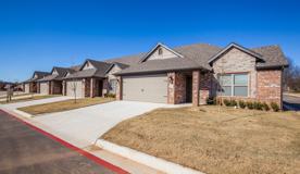 310 Commercial St Apt C #Apt C - Photo 1 of 1