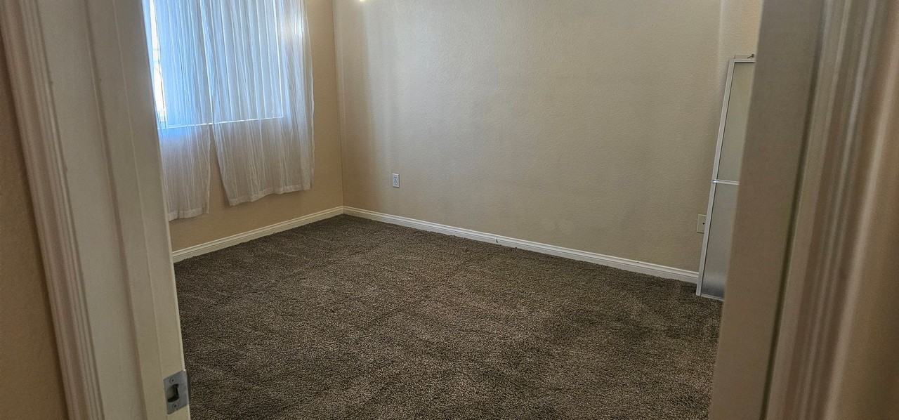 7575 French Springs St - Photo 6 of 12