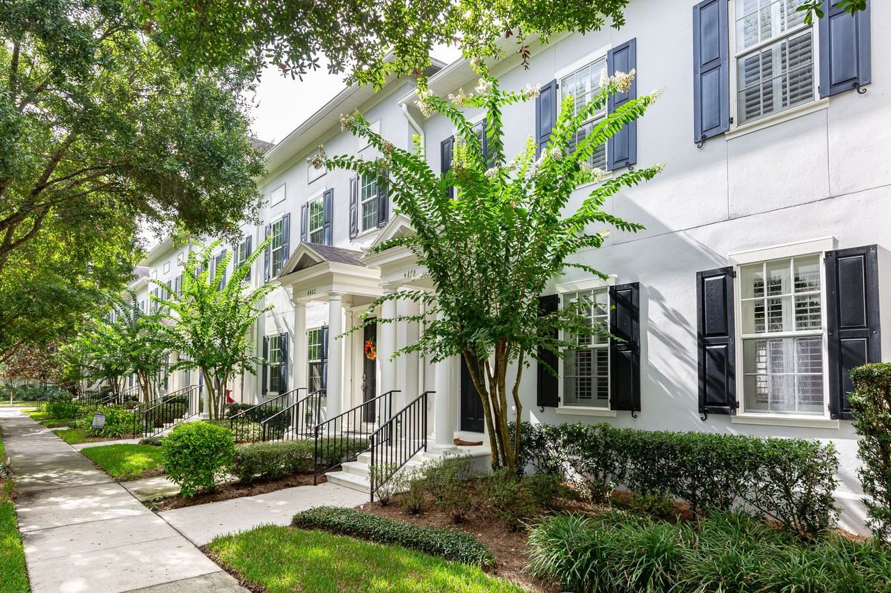 4478 Twinview Ln - Photo 2 of 2