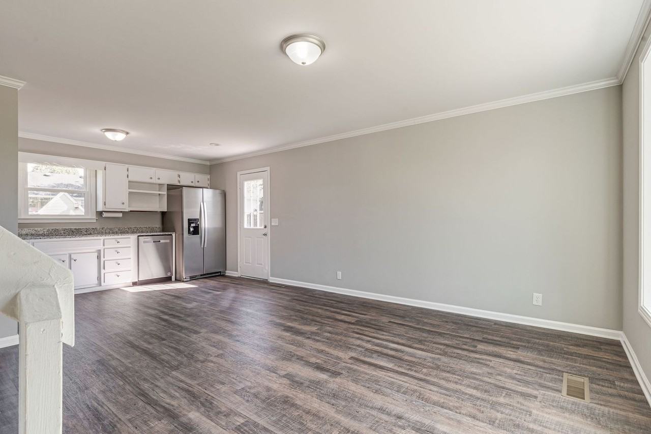 1311 Mini Ct - Photo 5 of 25