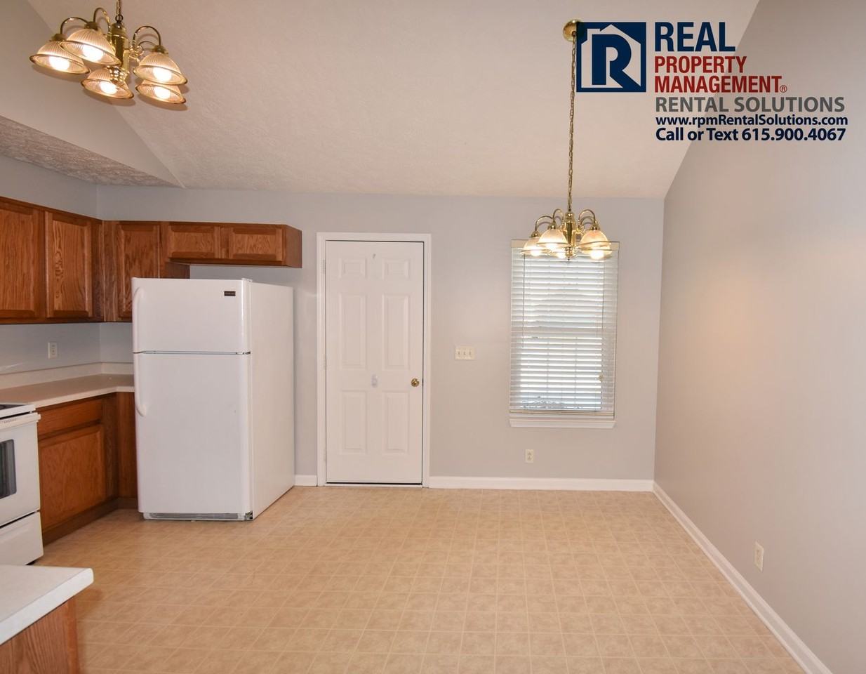 3166 Holsted Dr - Photo 6 of 19