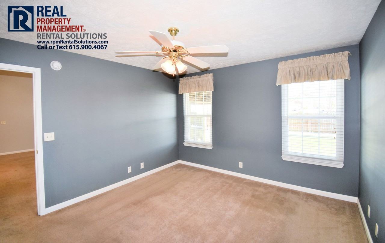 3166 Holsted Dr - Photo 7 of 19