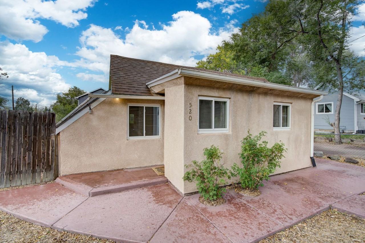 520 S Cedar St - Photo 2 of 28