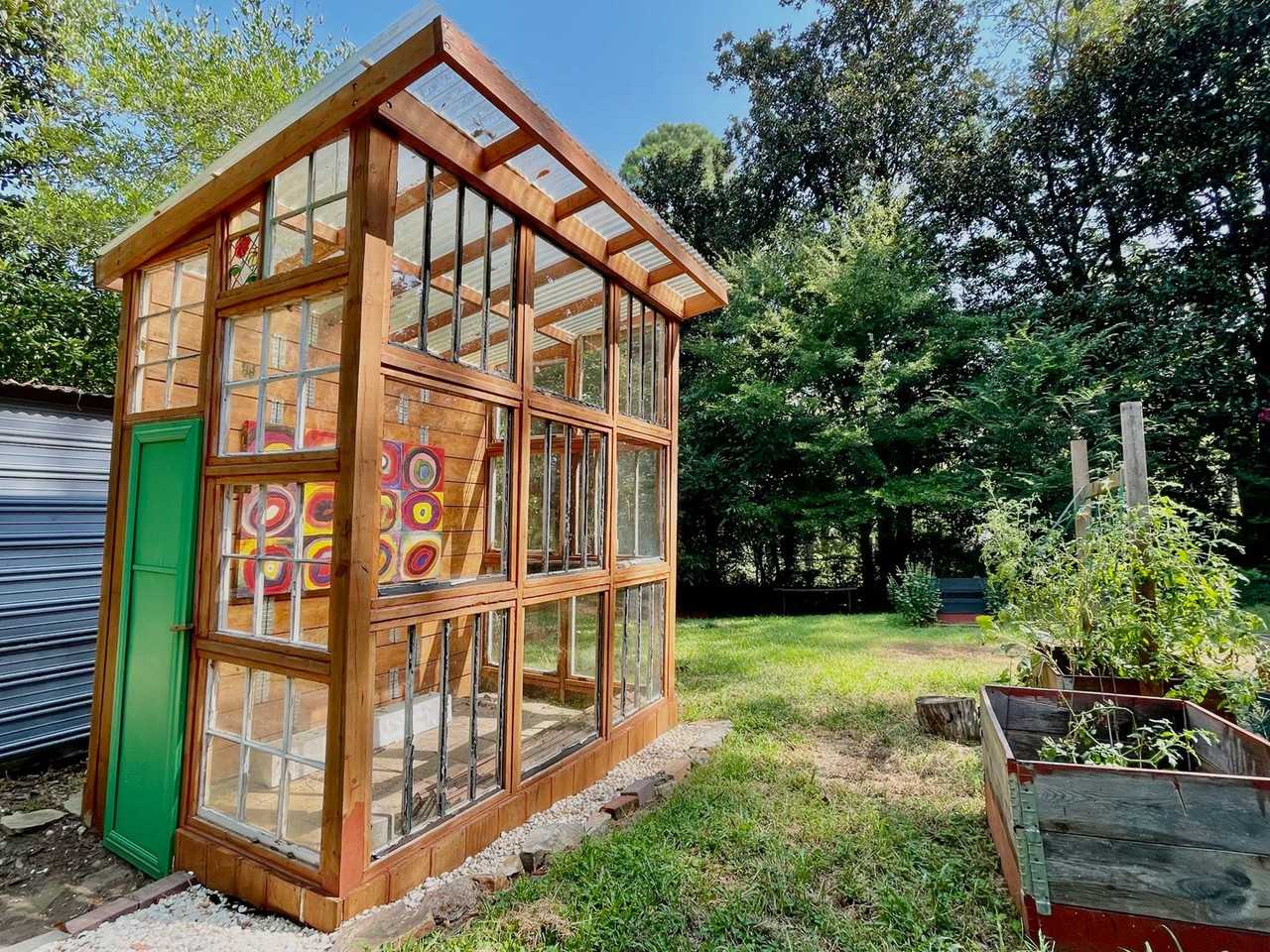 311 N 4th St - Photo 5 of 35