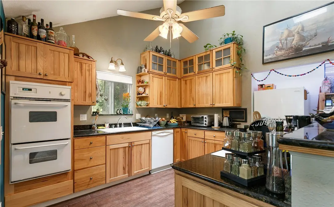 62 Louise View Dr - Photo 6 of 21