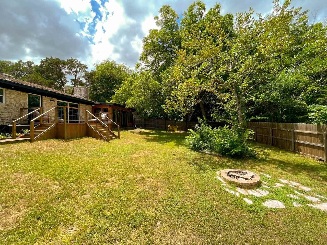 1200 Somerset Ave - Photo 2 of 34