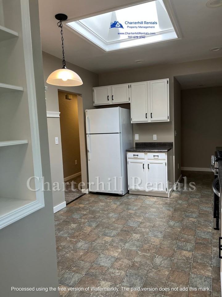 920A Dutton Ave - Photo 7 of 15