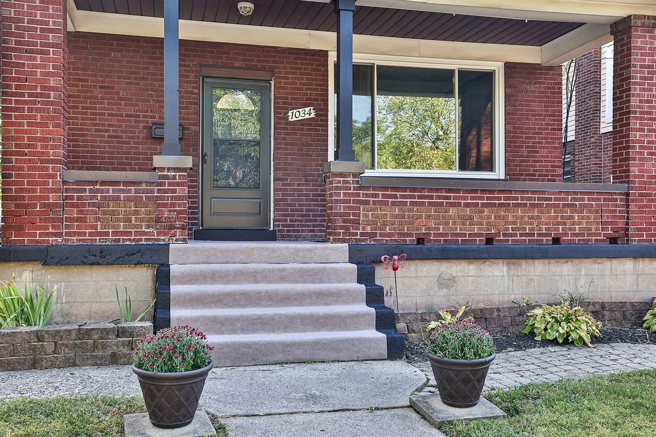 1034 Del Monte Pl - Photo 3 of 30