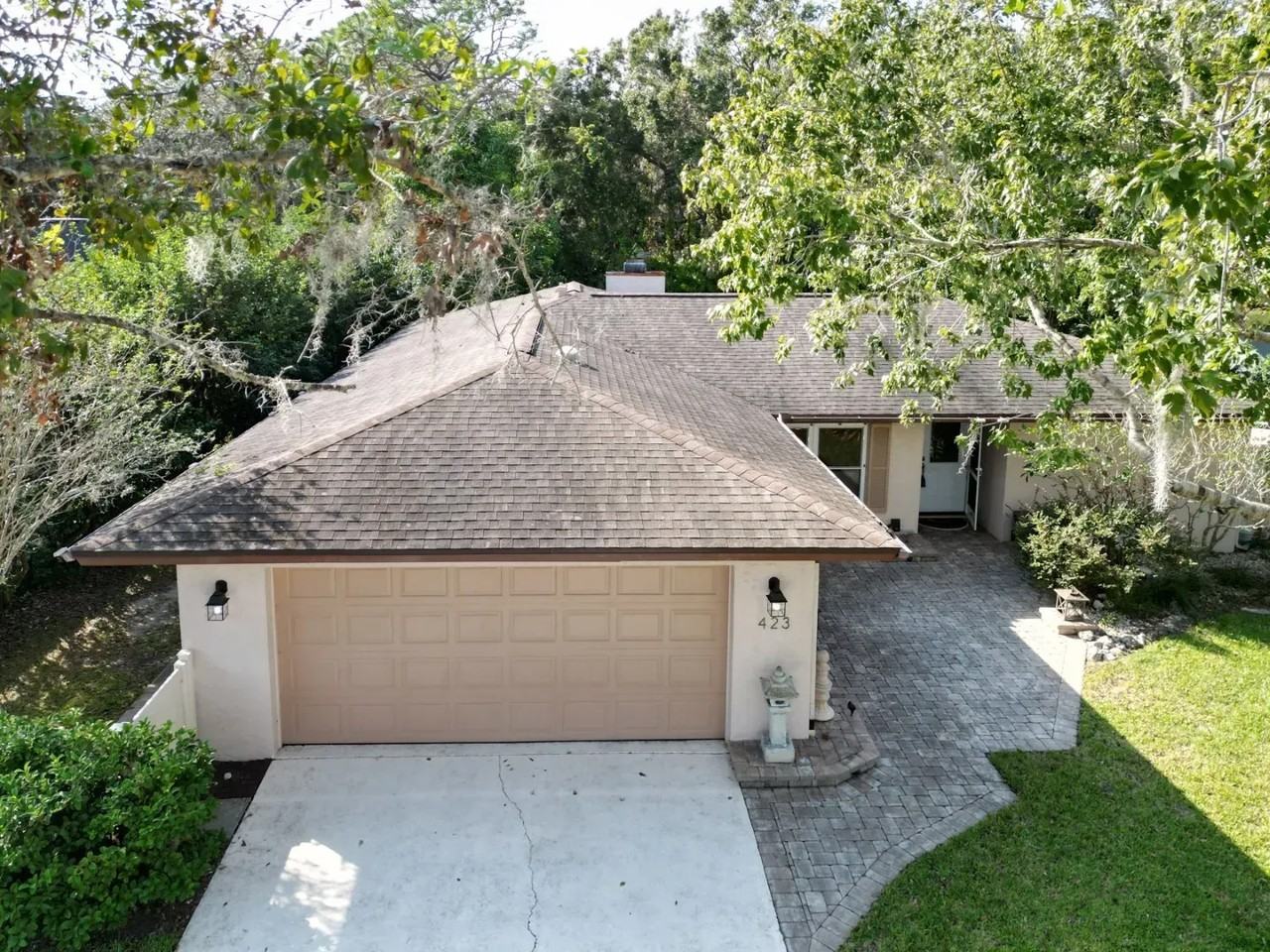 423 Whispering Oaks Ct - Photo 2 of 40