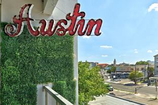 605 W 29th 1/2 St - Photo 1 of 1