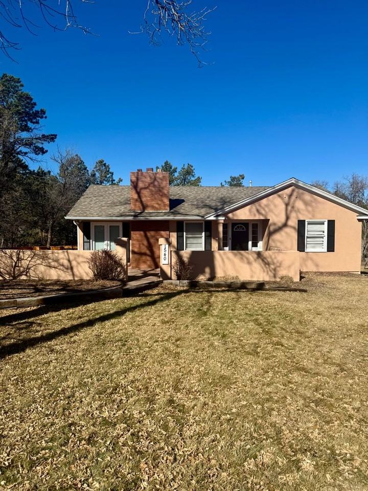 1540 Mesa Ave - Photo 2 of 50