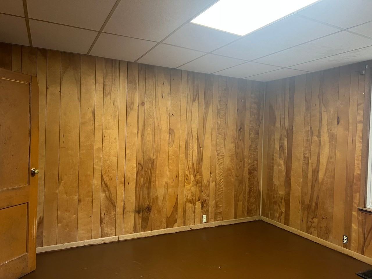 1630 1st Ave - Photo 2 of 9