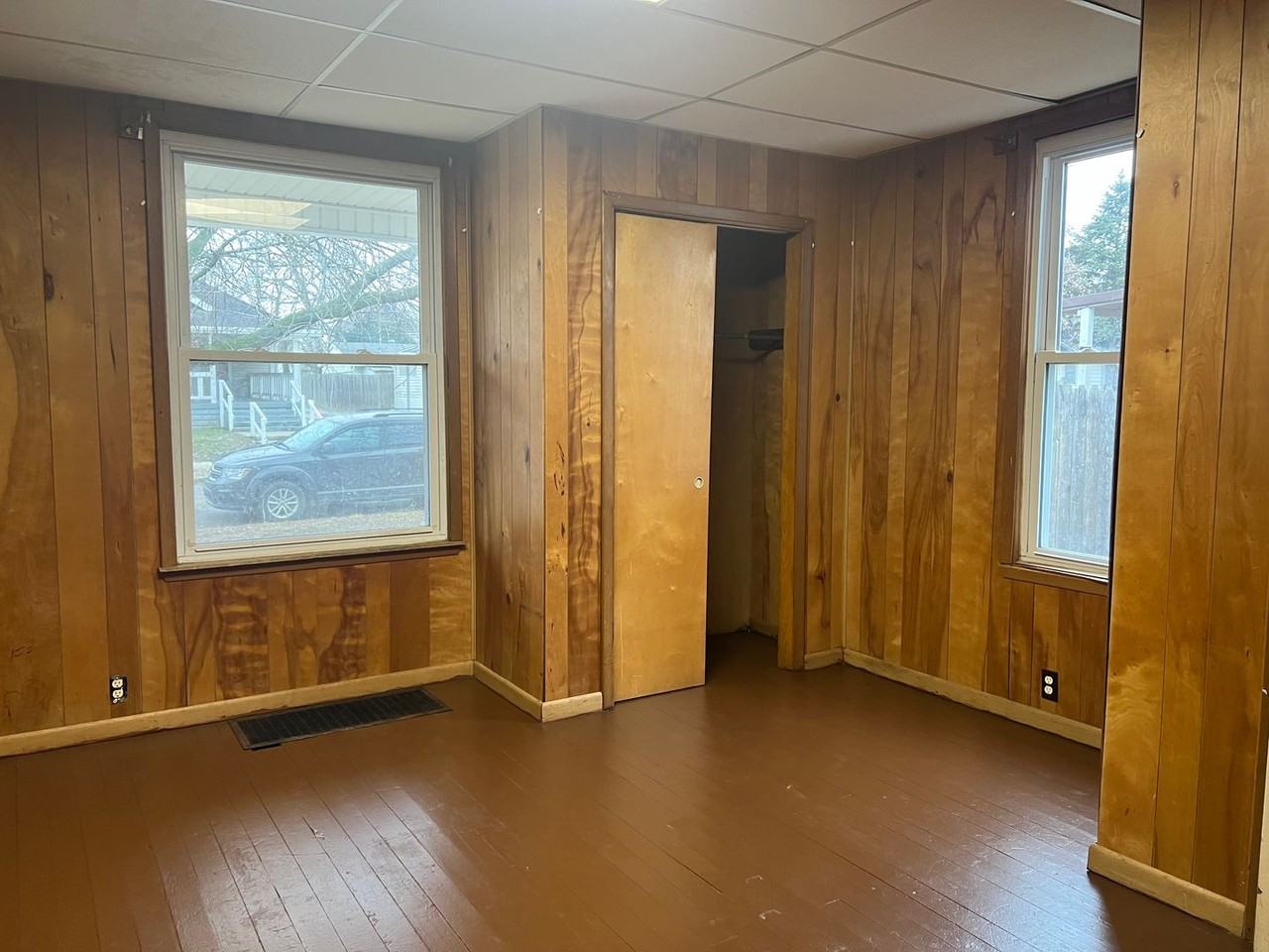 1630 1st Ave - Photo 3 of 9