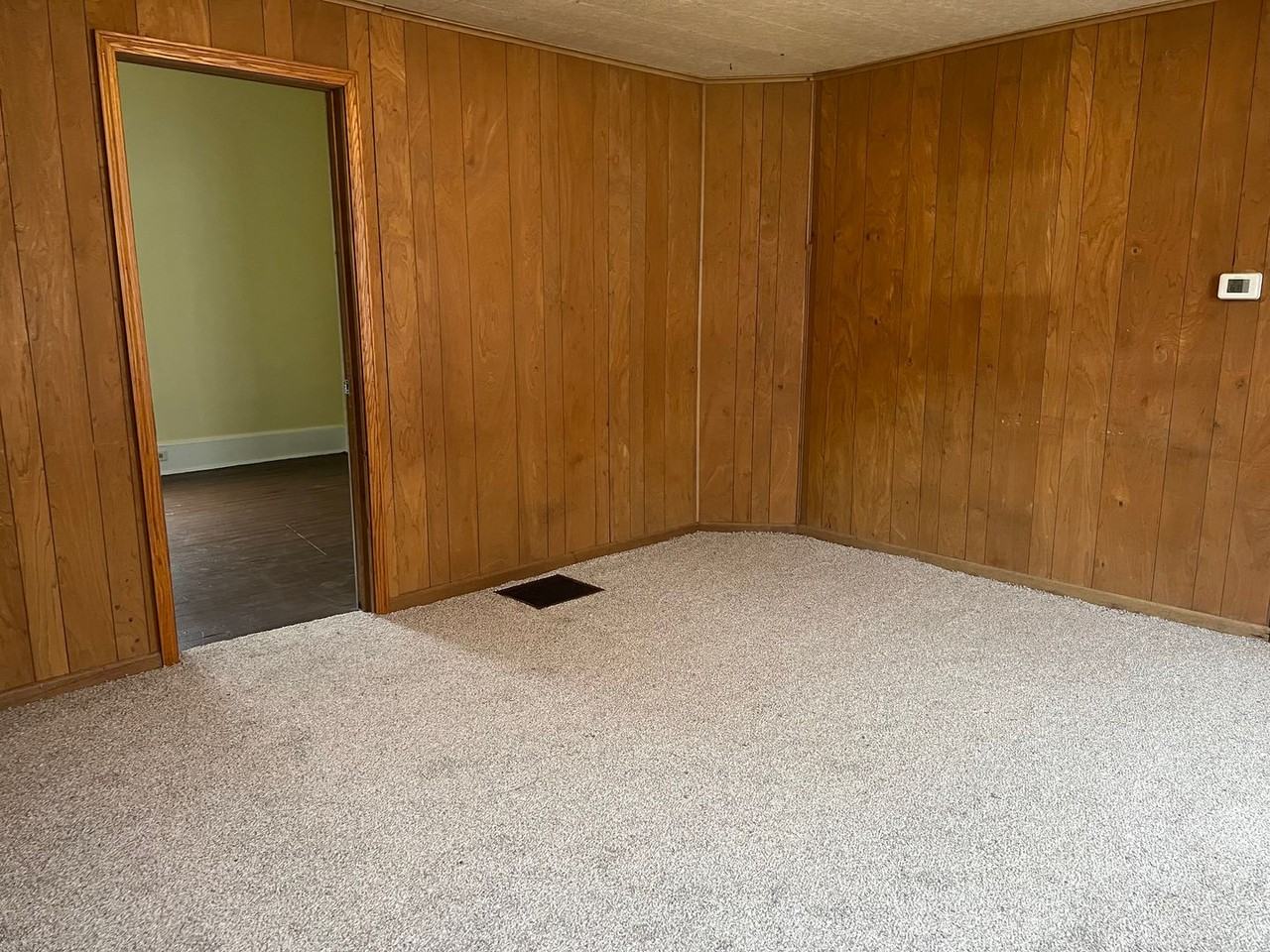 1630 1st Ave - Photo 4 of 9