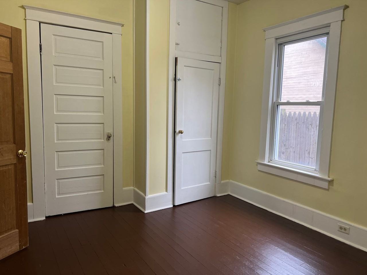 1630 1st Ave - Photo 5 of 9