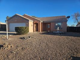 featured image of 2304 E Oleander Dr