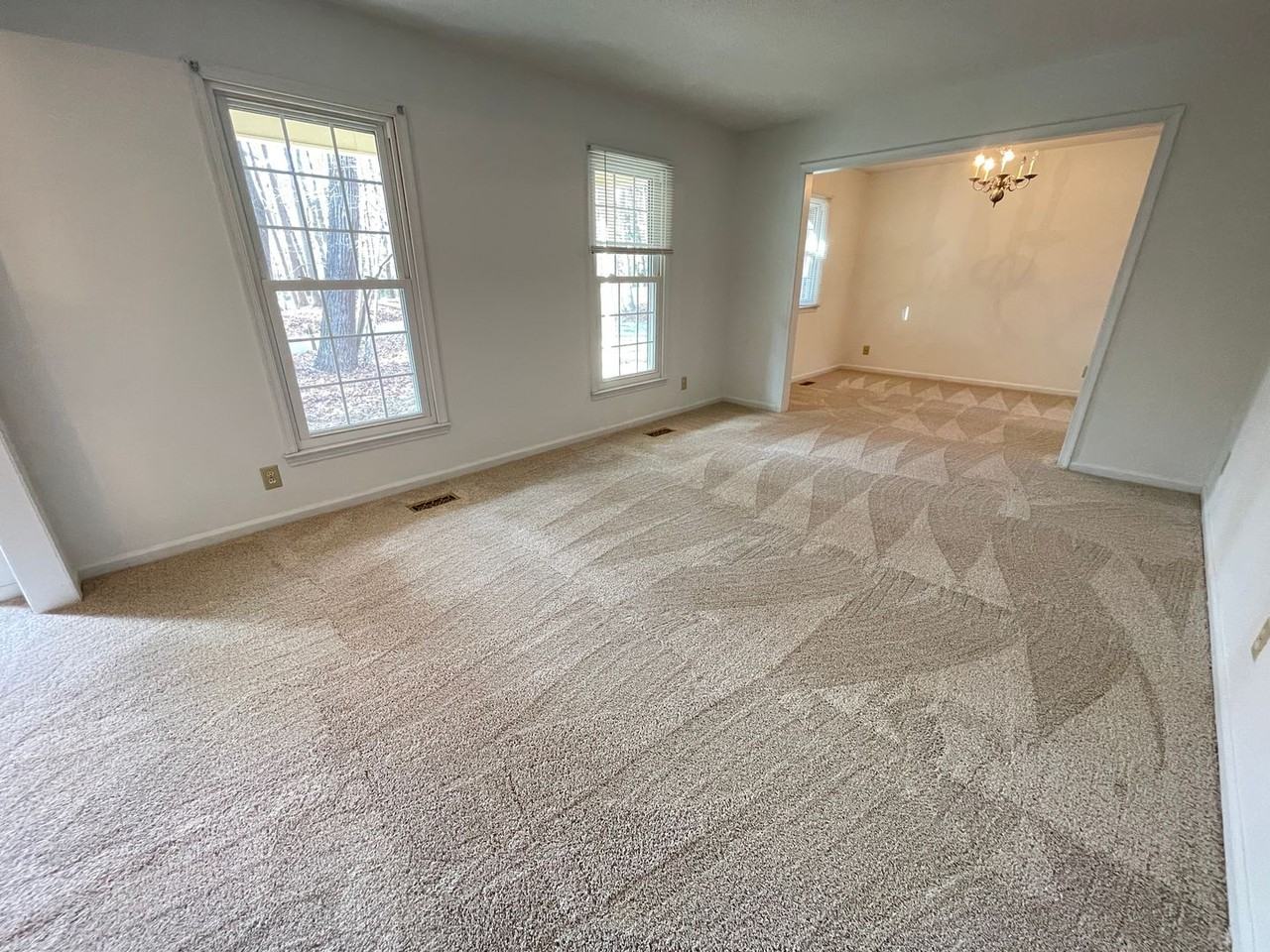 106 Downing Ct - Photo 4 of 45