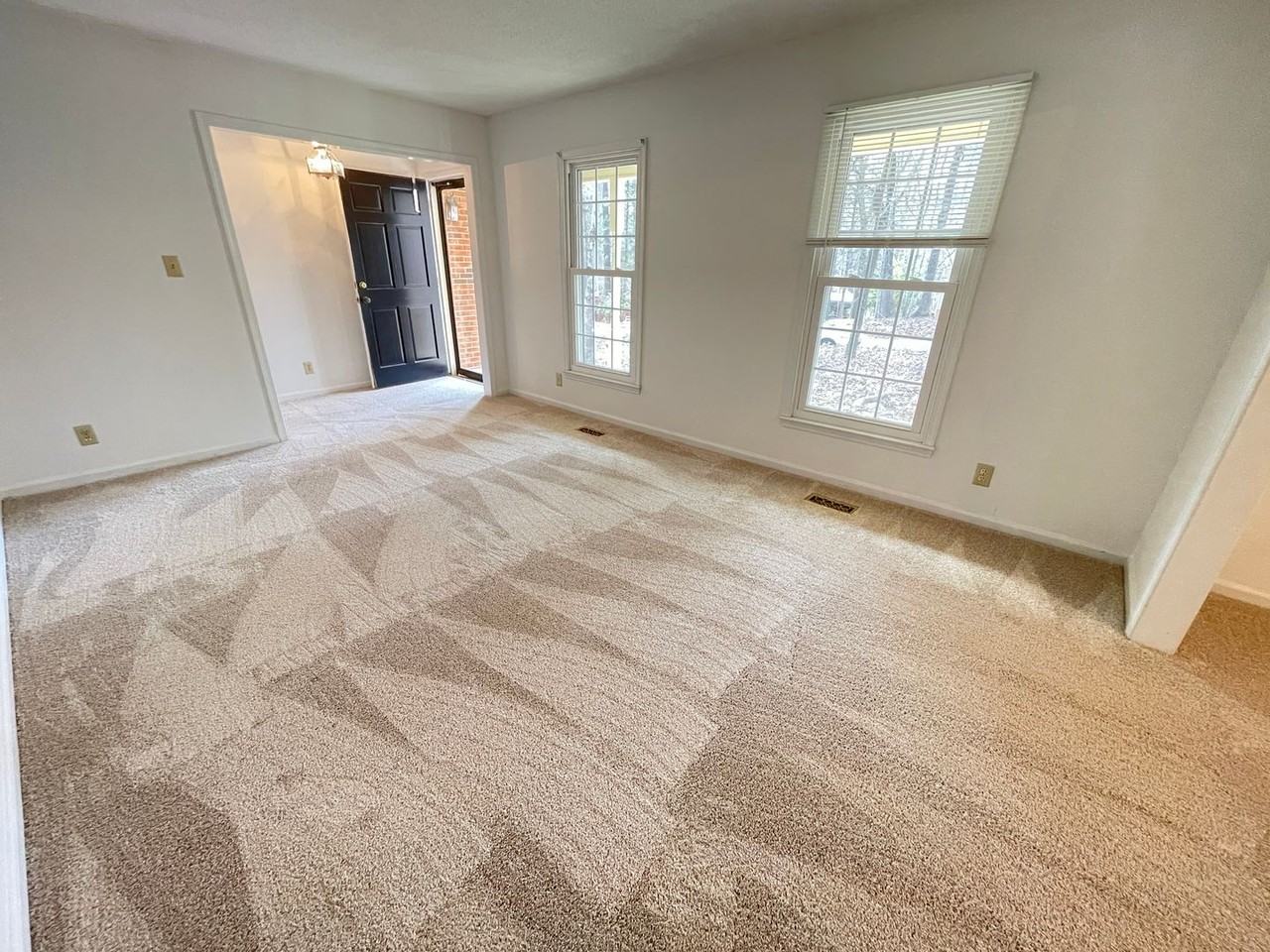 106 Downing Ct - Photo 6 of 45