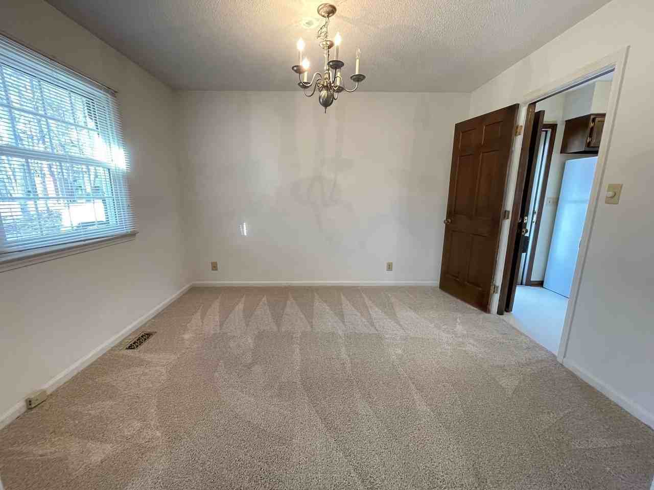 106 Downing Ct - Photo 7 of 45