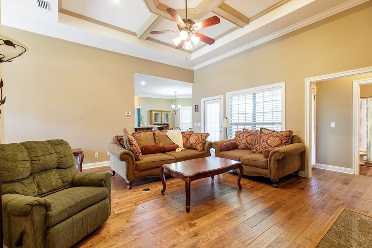 4668 San Saba Dr - Photo 7 of 33