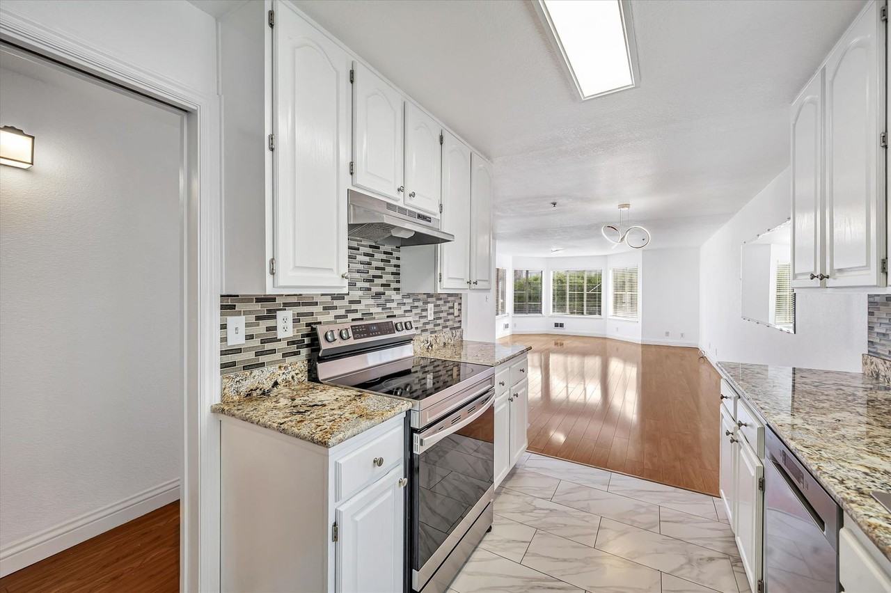 1756 Filbert St - Photo 2 of 21