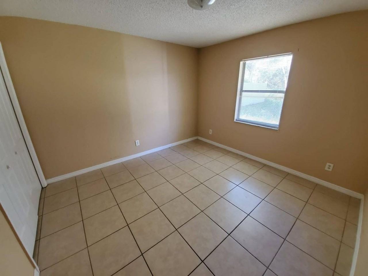 837 Del Prado Dr - Photo 6 of 11