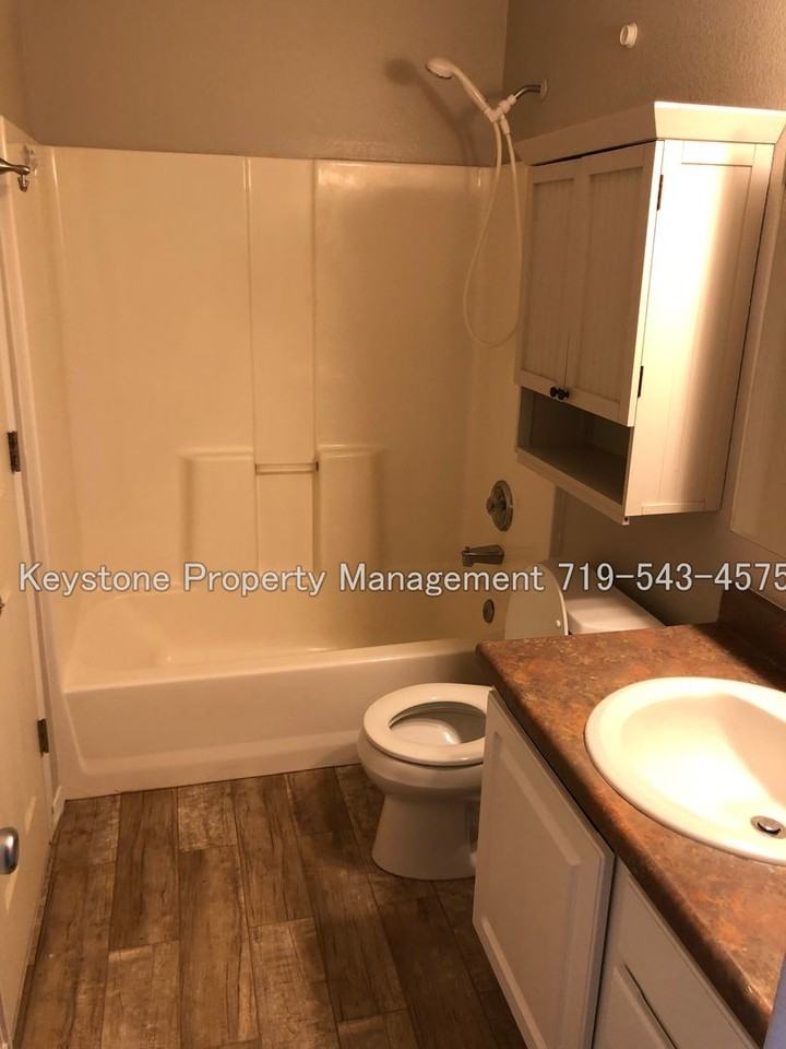 486 W Bellflower Dr - Photo 6 of 18